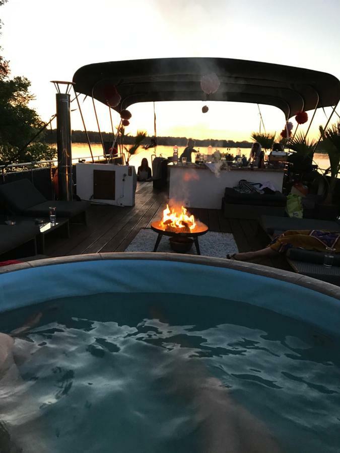 Hausboot Deluxe Hotel Berlin Ngoại thất bức ảnh