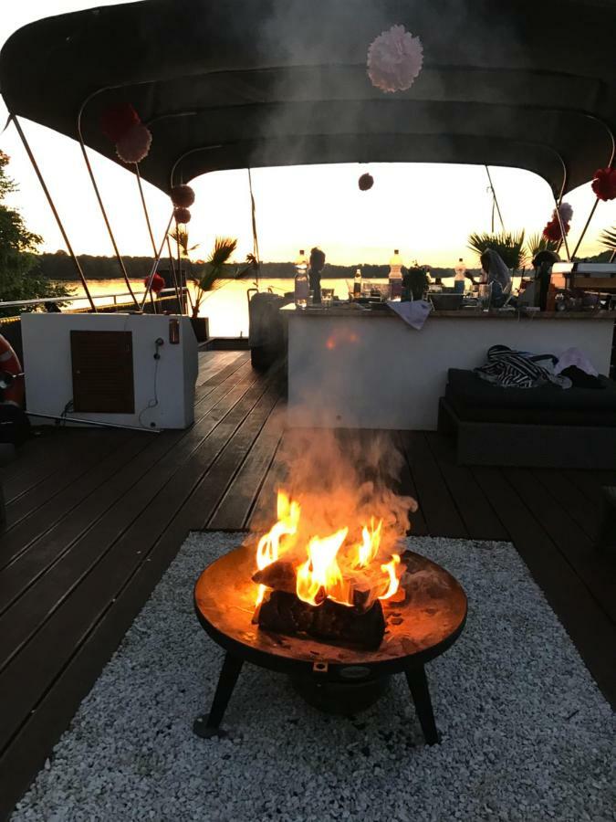 Hausboot Deluxe Hotel Berlin Ngoại thất bức ảnh